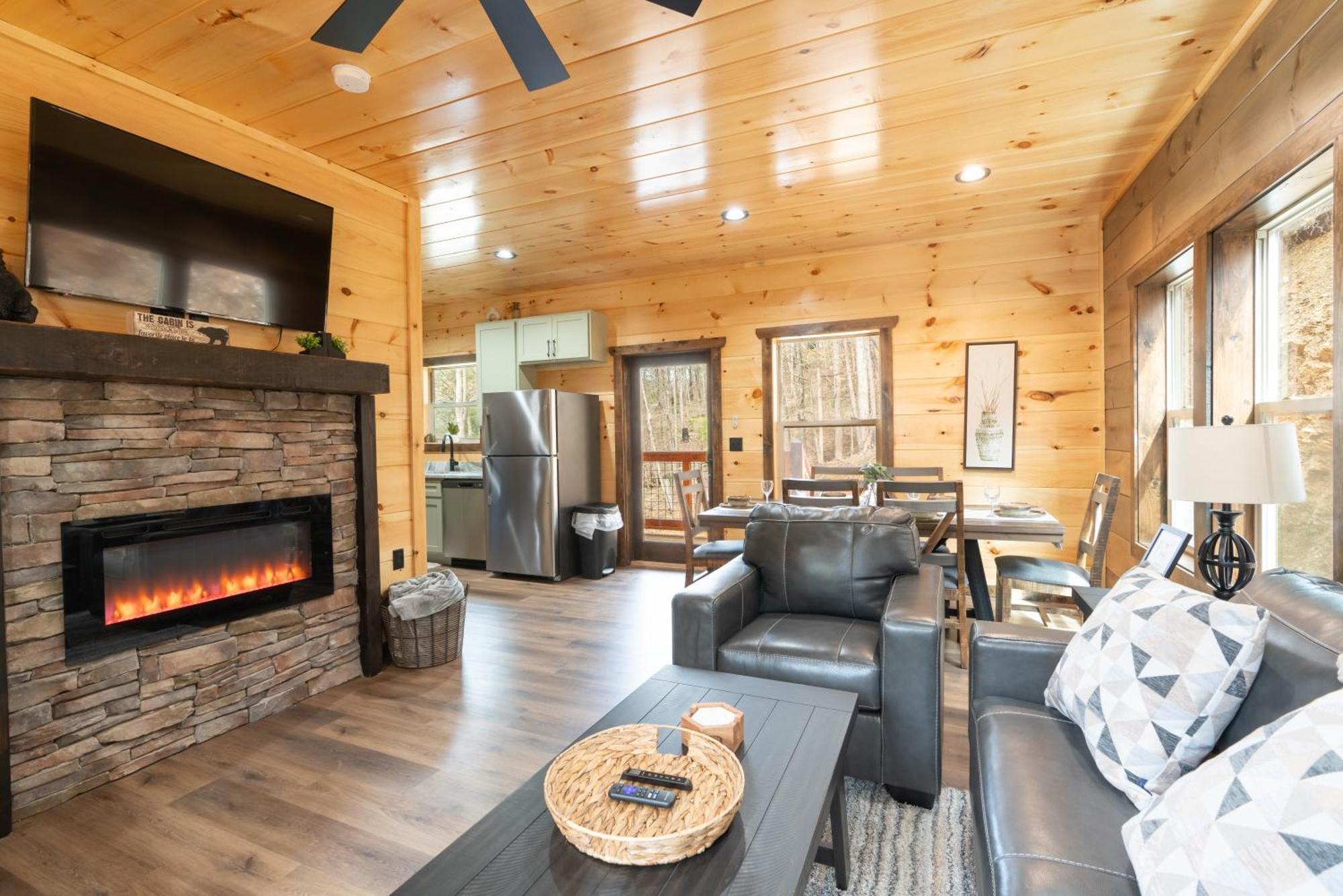 Hawks Nest Mountain Cabin เซอเวียร์วีล ภายนอก รูปภาพ